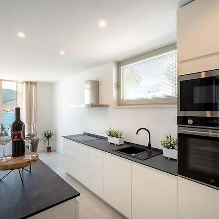 Vila Luxury & Stylish Lavanda 5 M From The Sea Vela Luka