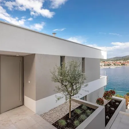 Luxury & Stylish Lavanda 5 M From The Sea