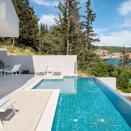 Luxury & Stylish Lavanda 5 M From The Sea