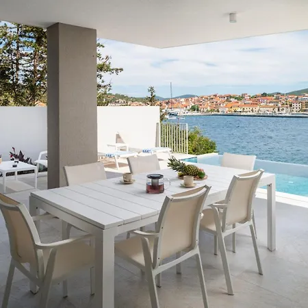 Vila Luxury & Stylish Lavanda 5 M From The Sea *