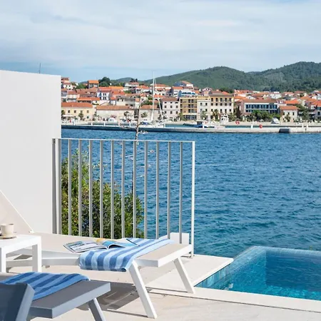 Luxury & Stylish Lavanda 5 M From The Sea *